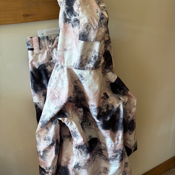 NORTH FACE WOMEN'S SKI JACKET & PANTS EXCELLENT CONDITION SIZE SMALL/MEDIUM  WOR - Picture 6 of 13